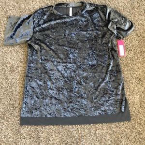 NWT Boyfriend velvet tee size small